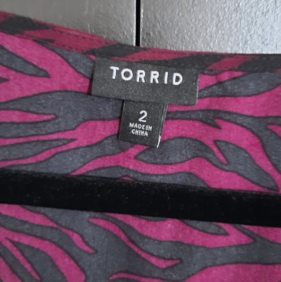 Torrid Peplum Chablis Corset Top - Picture 8 of 9